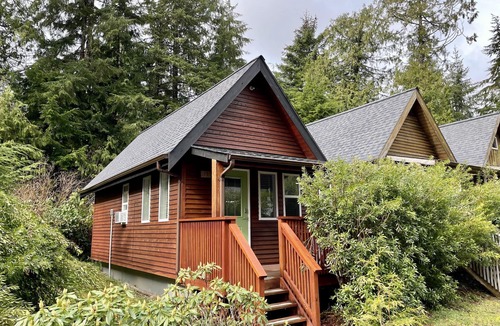 Ucluelet Cabin | Great cabin near trails and beaches - 13T
