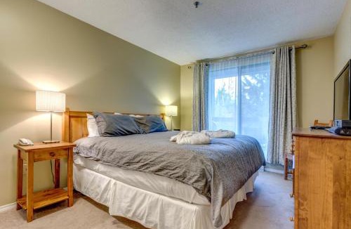Upper Village House | Greystone Lodge 210 Ski-in Out