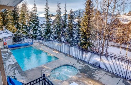Upper Village House | Greystone Lodge 210 Ski-in Out