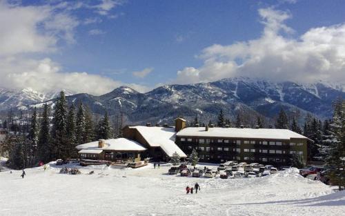 Fernie Apartment | Griz Inn by Fernie Central Reservations - Right on The Slopes