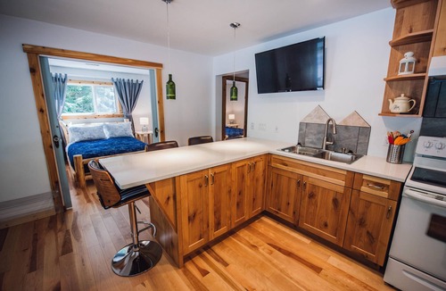 Clearwater Bed & Breakfast | Grizzly Paw B&B Where comfort meets nature.