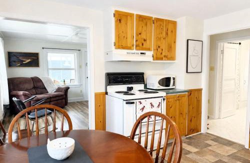 Twillingate House | Gus & Nellie's Place
