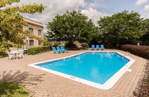 St-Bernard-de-Lacolle Hotel | Hôtel St-Bernard