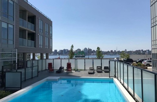 Downtown Apartment | Halifax Kings Wharf Pl Apartment