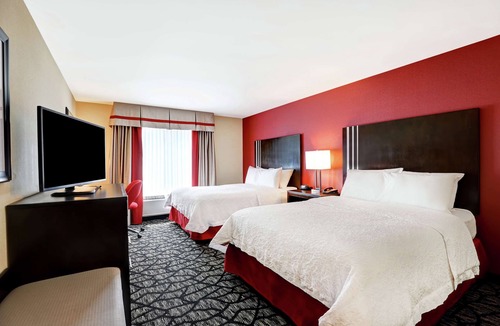 Chilliwack Proper Village West Hotel | Hampton Inn by Hilton Chilliwack