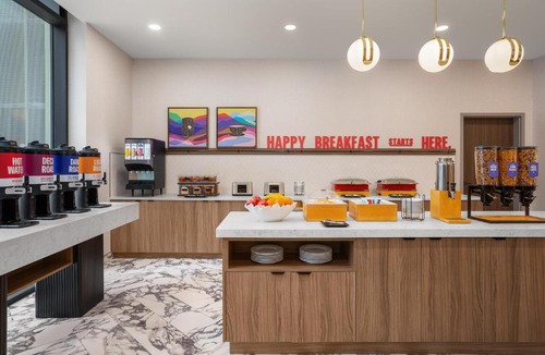 Downtown Calgary Hotel | Hampton Inn By Hilton Calgary Downtown