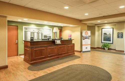 Presque Isle Hotel | Hampton Inn Presque Isle
