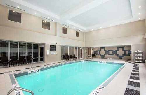 Barrie Hotel | Hampton Inn & Suites by Hilton Barrie