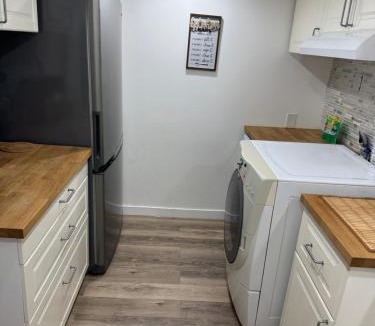 Hollyburn Apartment | Happy, Cozy, Loving Guest Space in West Vancouver