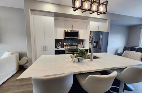 Drumheller Apartment | Harmony Haven in Drumheller