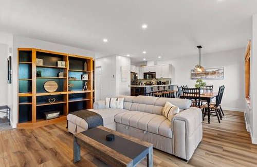 Mont-Tremblant Condo | Hauts-Bois Ski In/Out 2brs w/Pool Access (193-1)