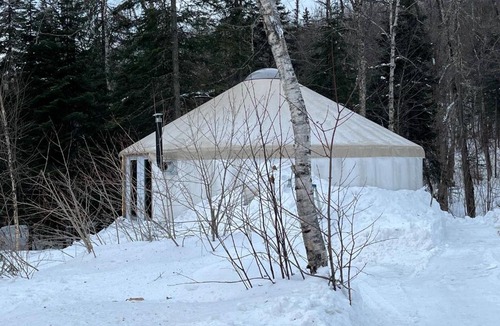 Saint Fulgence House | Havre du Lac Montagnais
