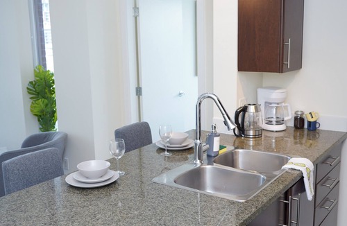Crosstown Apartment | Heart of the City/Free Parking | Pool | HotTub