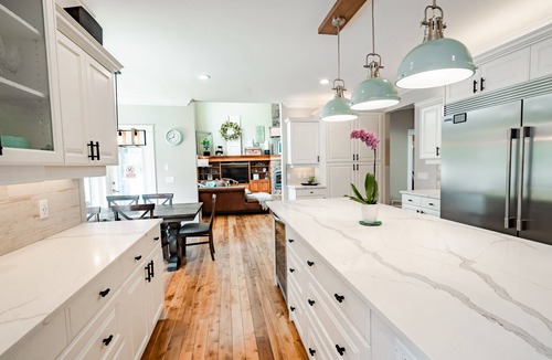 Crawford House | Heated Pool, Hot tub, Chef’s Kitchen, Tesla charging, Sleeps 14