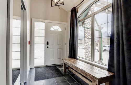 Canmore Villa | Heated Pool & Hot Tub Near Banff National Park