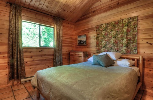 Heriot Bay Hotel | Heriot Bay Inn