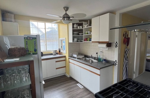 Crystal Beach House | Hidden gem in Crystal beach! LAST MINUTE CANCELLATION Jul 7-11! SAVE$