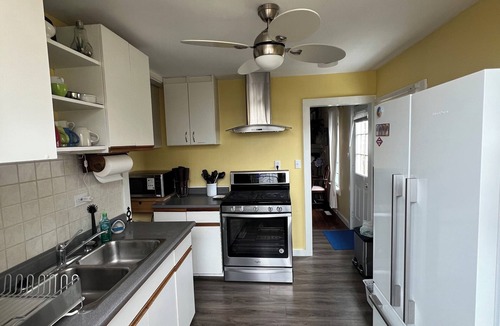 Crystal Beach House | Hidden gem in Crystal beach! LAST MINUTE CANCELLATION Jul 7-11! SAVE$