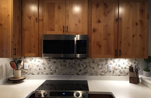 Burnsville Cottage | Hidden Mountain Gem with Fantastic Views!