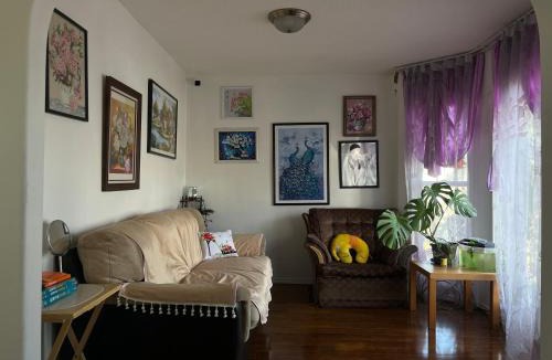 Hidden Valley House | hidden valley new basement suite with private bathroom!