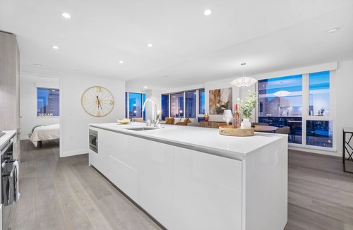 Yaletown Condo | High in the sky, Yaletown Downtown Vancouver BC