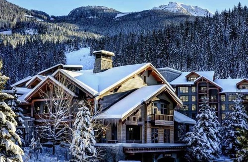Whistler Creekside Apartment | Hike + Ski | Elegant Suite + Cozy Fireplace