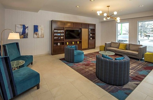 Southside Hotel | Holiday Inn Conference Center Edmonton South, an IHG Hotel