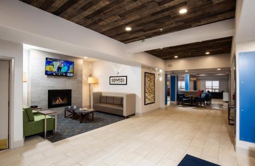 Grande Prairie Hotel | Holiday Inn Express Grande Prairie by IHG