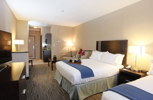 Fort St. John Hotel | Holiday Inn Express Fort St John by IHG