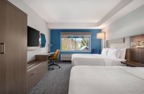 Courtenay Hotel | Holiday Inn Express & Suites Courtenay - Comox by IHG