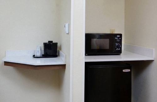 Durham Hotel | Holiday Inn Express & Suites Raleigh Durham Airport at RTP by IHG