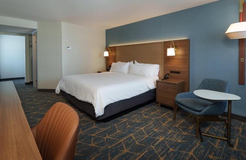 Laval Hotel | Holiday Inn Laval Montreal by IHG