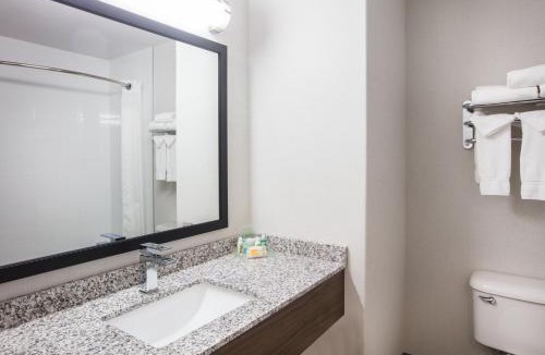Grande Prairie Hotel | Holiday Inn & Suites Grande Prairie by IHG