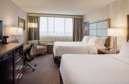 Fort Gary Hotel | Holiday Inn Winnipeg-South by IHG