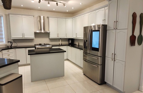 Brampton House | Home away from Home!