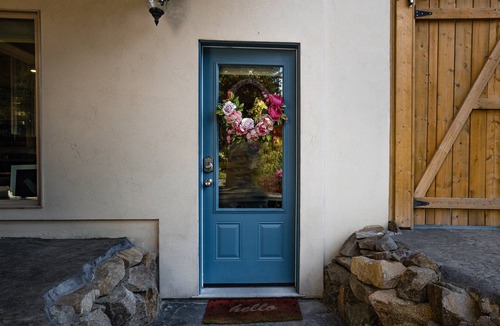 West Kelowna Estates House | Horizon Suites & Oasis 2 Bdrm Suite.