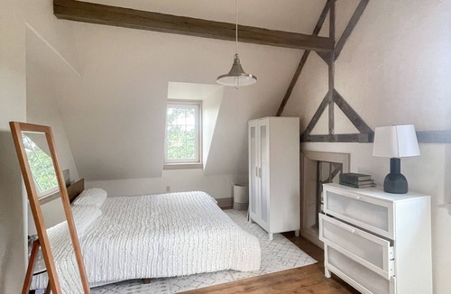 Newport Landing House | Horse Farm - Spacious and Serene