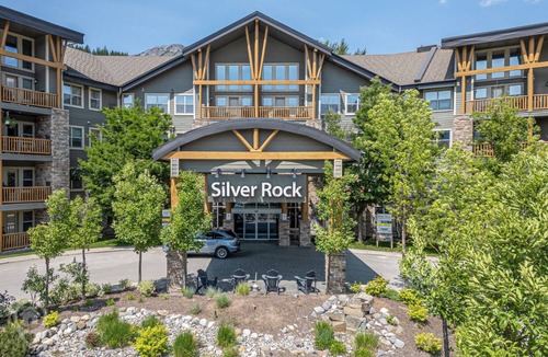 West Fernie Apartment | Hot Tub & Pool - Large Deck - Ground-Floor Studio