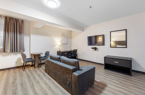 Francois-Perrault Hotel | Hotel Montreal Metropolitan, an Ascend Collection Hotel