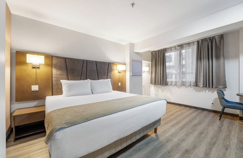Francois-Perrault Hotel | Hotel Montreal Metropolitan, an Ascend Collection Hotel