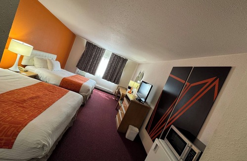 Fort St. John Hotel | Howard Johnson Hotel by Wyndham