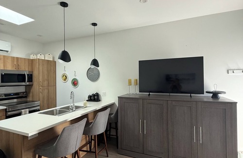 Central Okanagan House | Hummingbird Tiny Home Kelowna