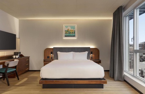 Ville-Marie Hotel | Hyatt Centric Montreal