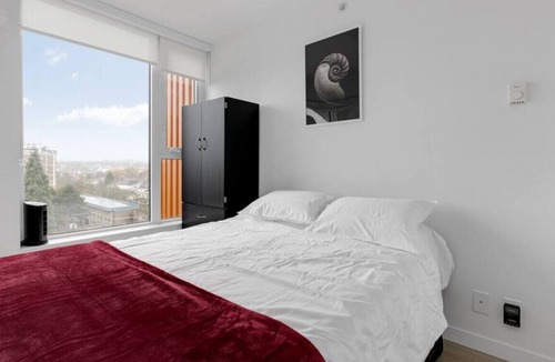 Downtown Eastside Condo | Ideal 1-Bedroom Apartment just Outside of Downtown