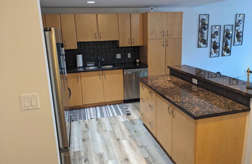 Downtown West End Condo | Impeccable DT Condo/Views/All Amenities/Parking and More!