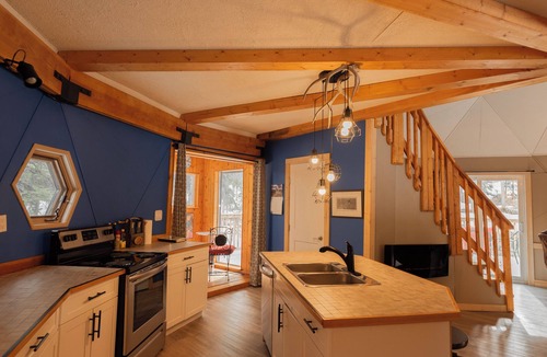 Marsh Lake Cabin | Inn On The Lake