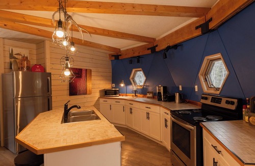 Marsh Lake Cabin | Inn On The Lake