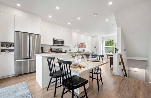 Bridgeland Condo | Inner-City Chic Urban Farmhouse 3 Bds and Ba
