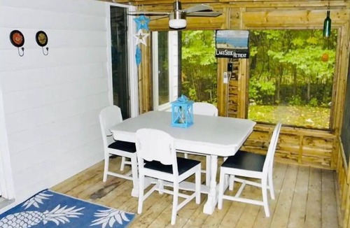 Kettle Point 44 House | Ipperwash Beach House - Lake Huron