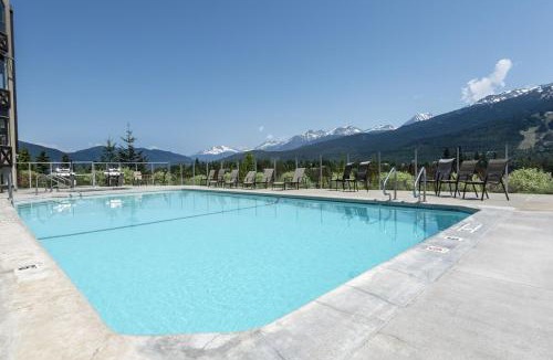 Blueberry Hill Apartment | Ironwoods on Blueberry Hill Whistler
